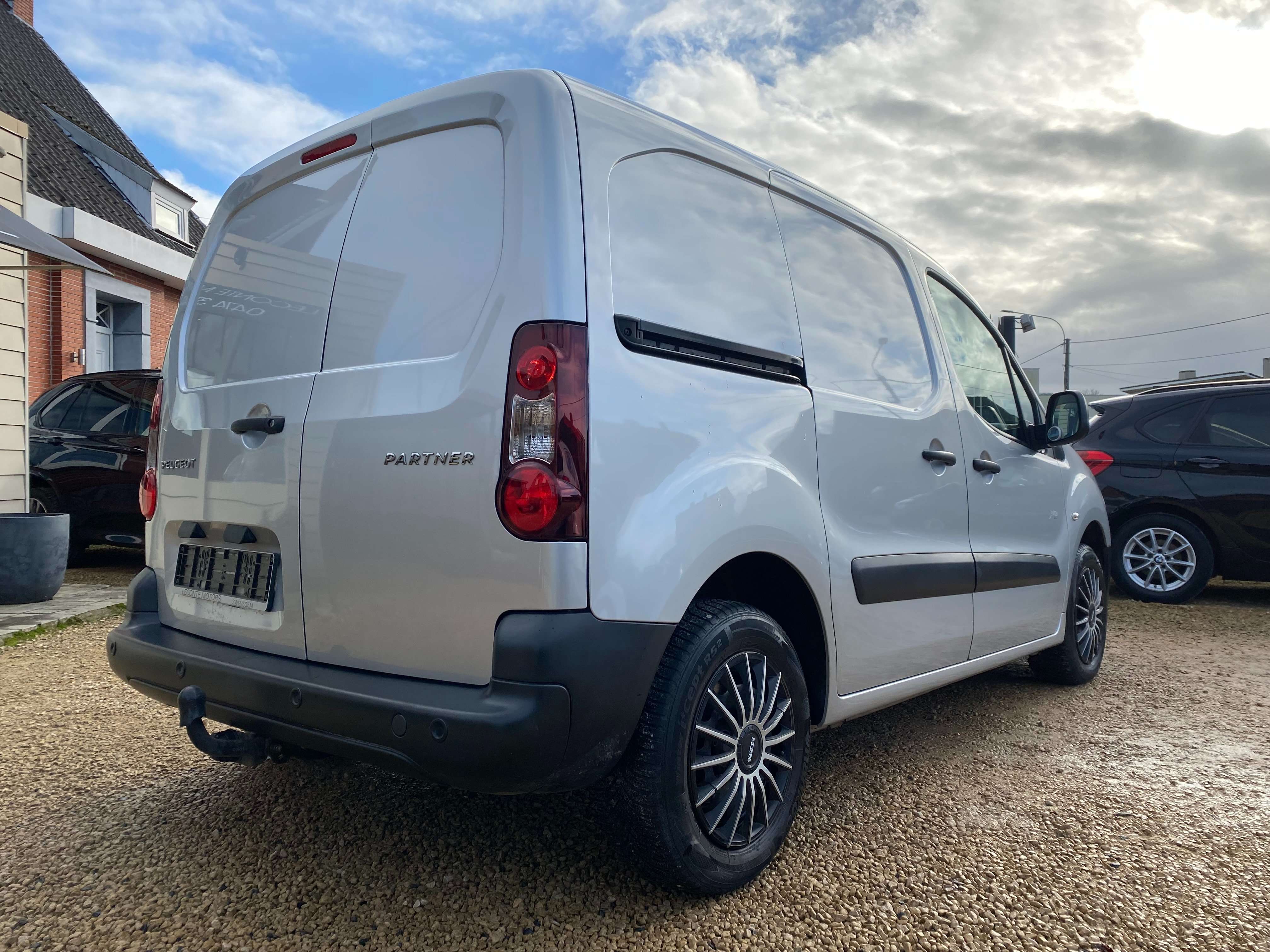 Leconte Motors -  Peugeot Partner