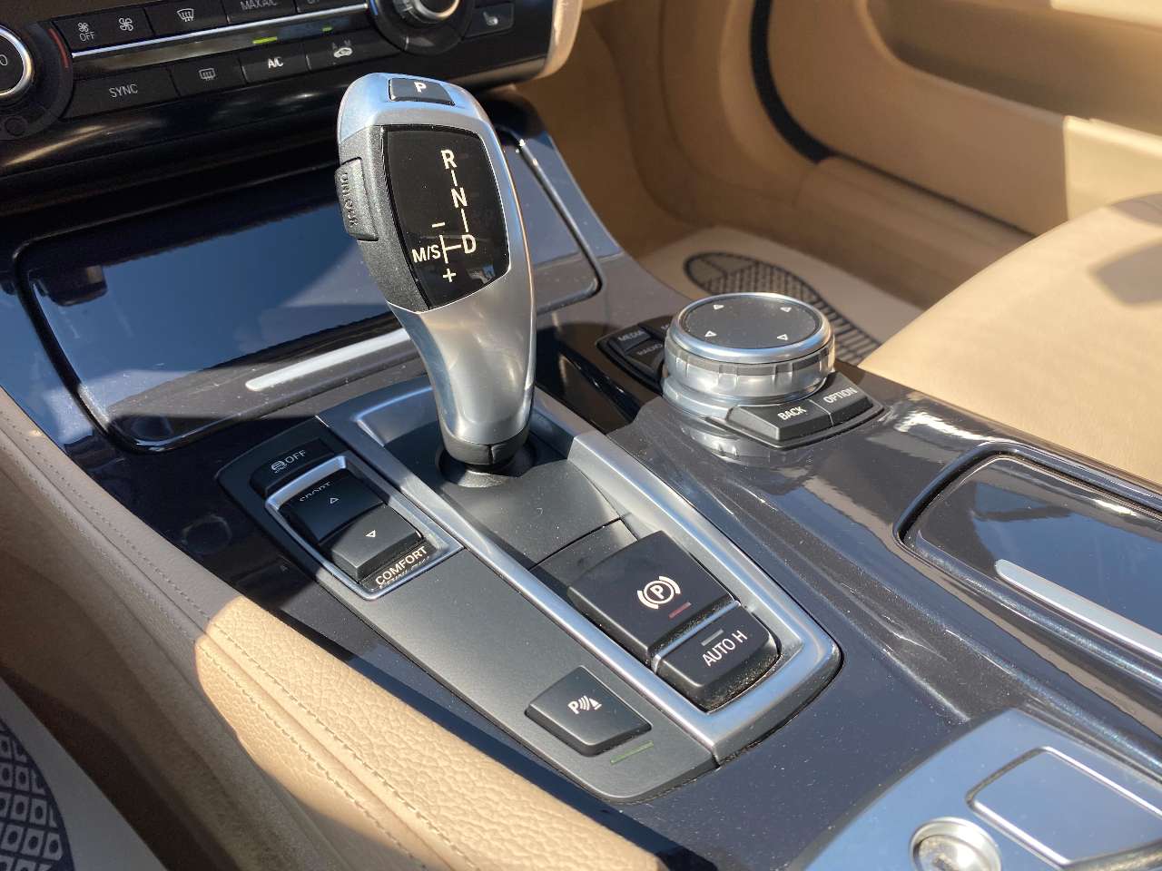Leconte Motors -  BMW 520