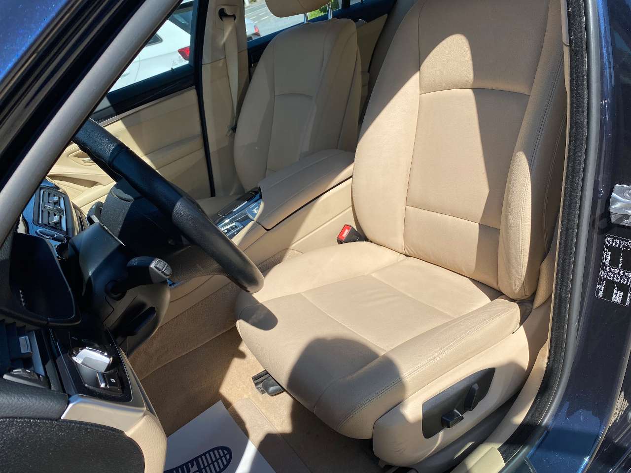 Leconte Motors -  BMW 520
