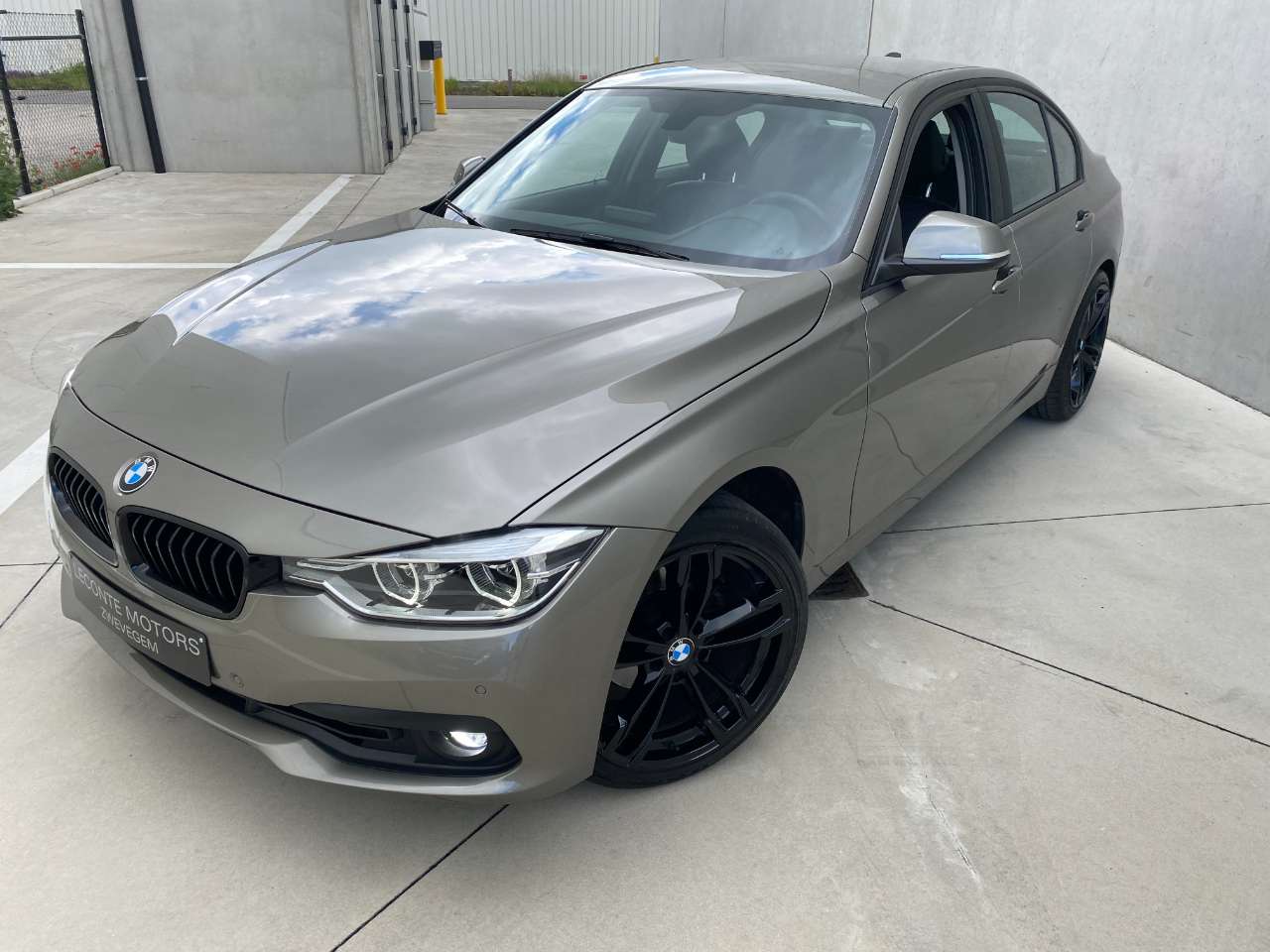 Leconte Motors -  BMW 318