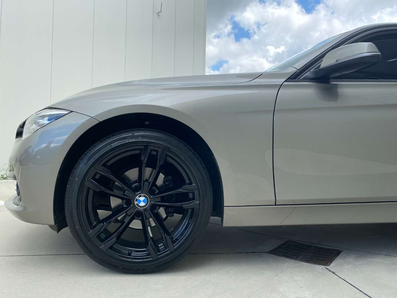 Leconte Motors -  BMW 318