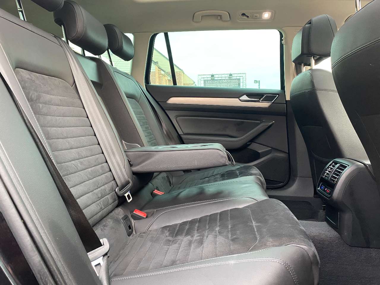 Leconte Motors -  Volkswagen Passat Variant
