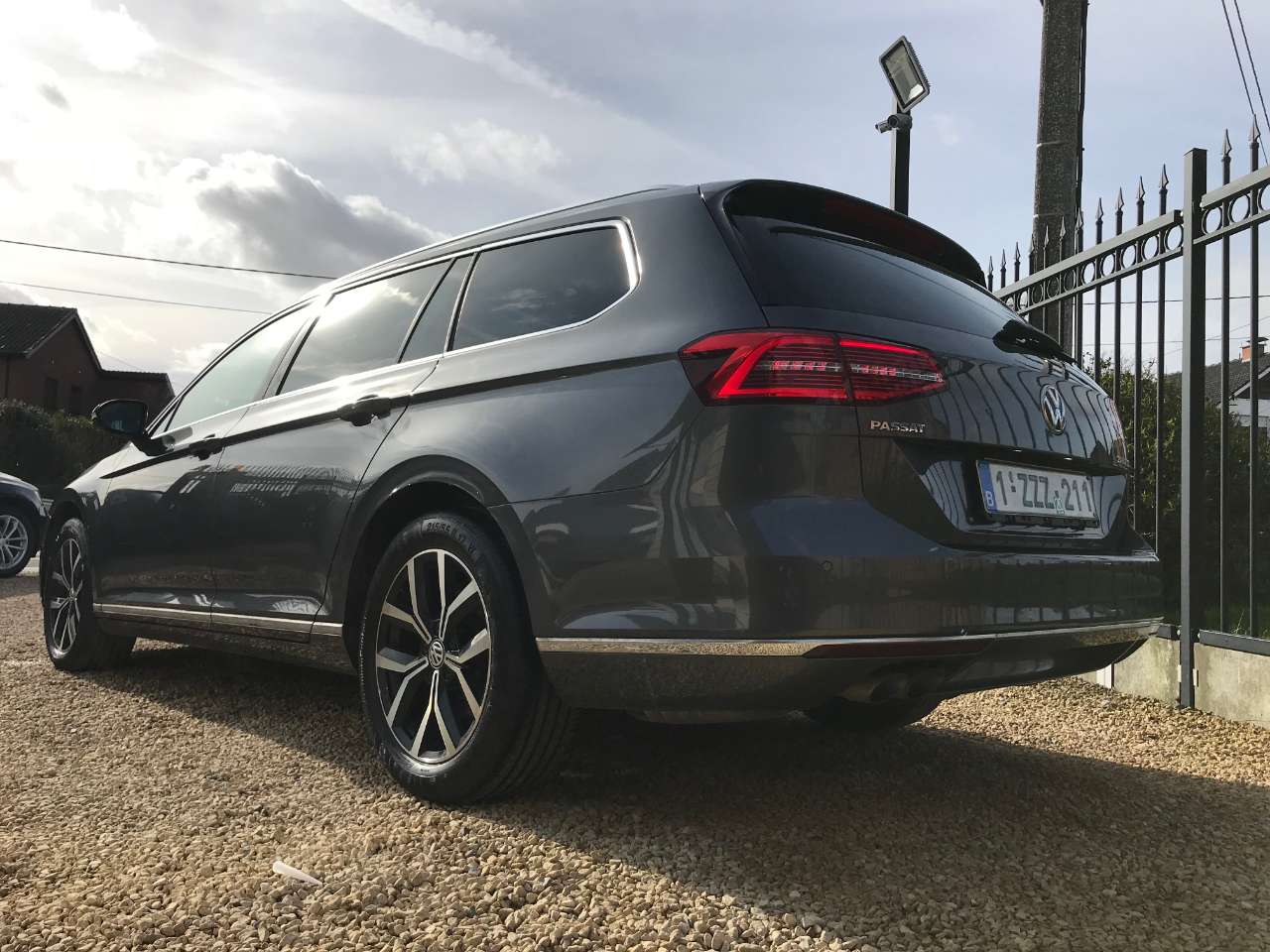 Leconte Motors -  Volkswagen Passat Variant