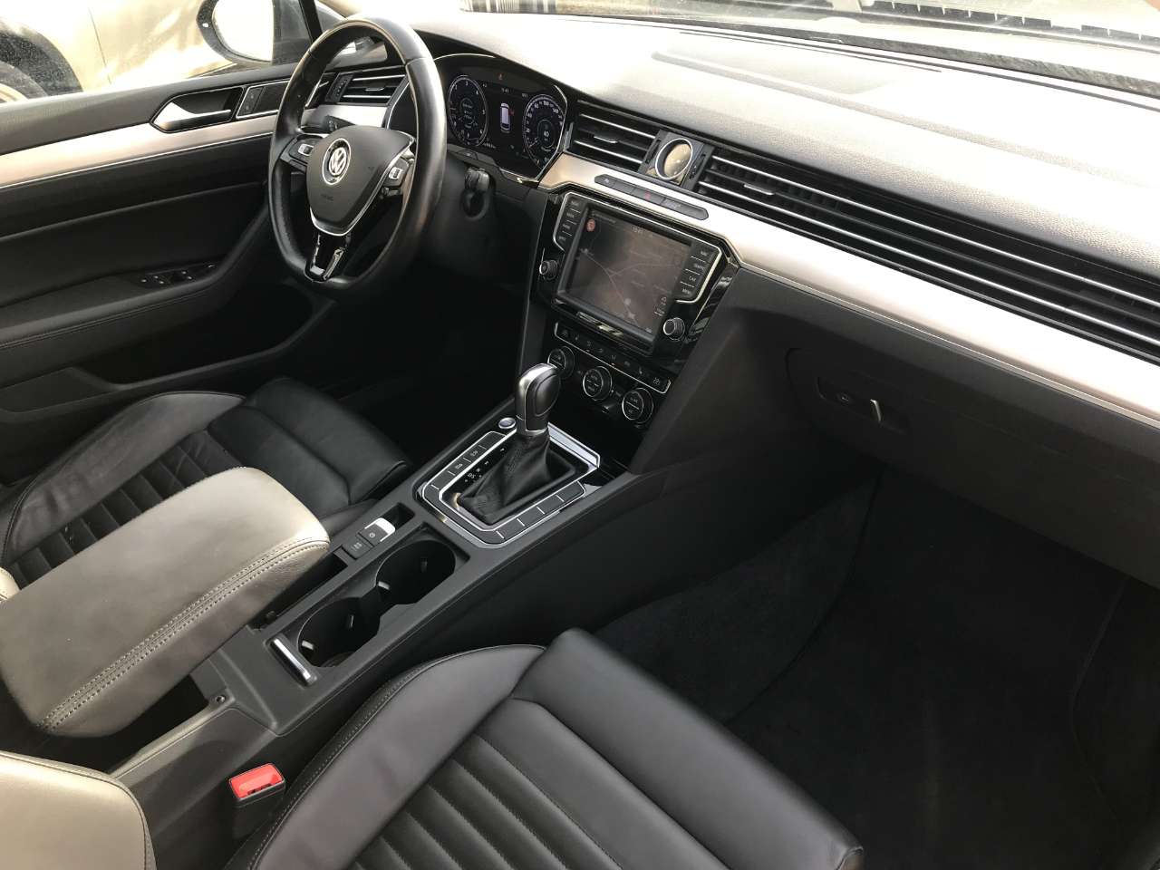 Leconte Motors -  Volkswagen Passat Variant