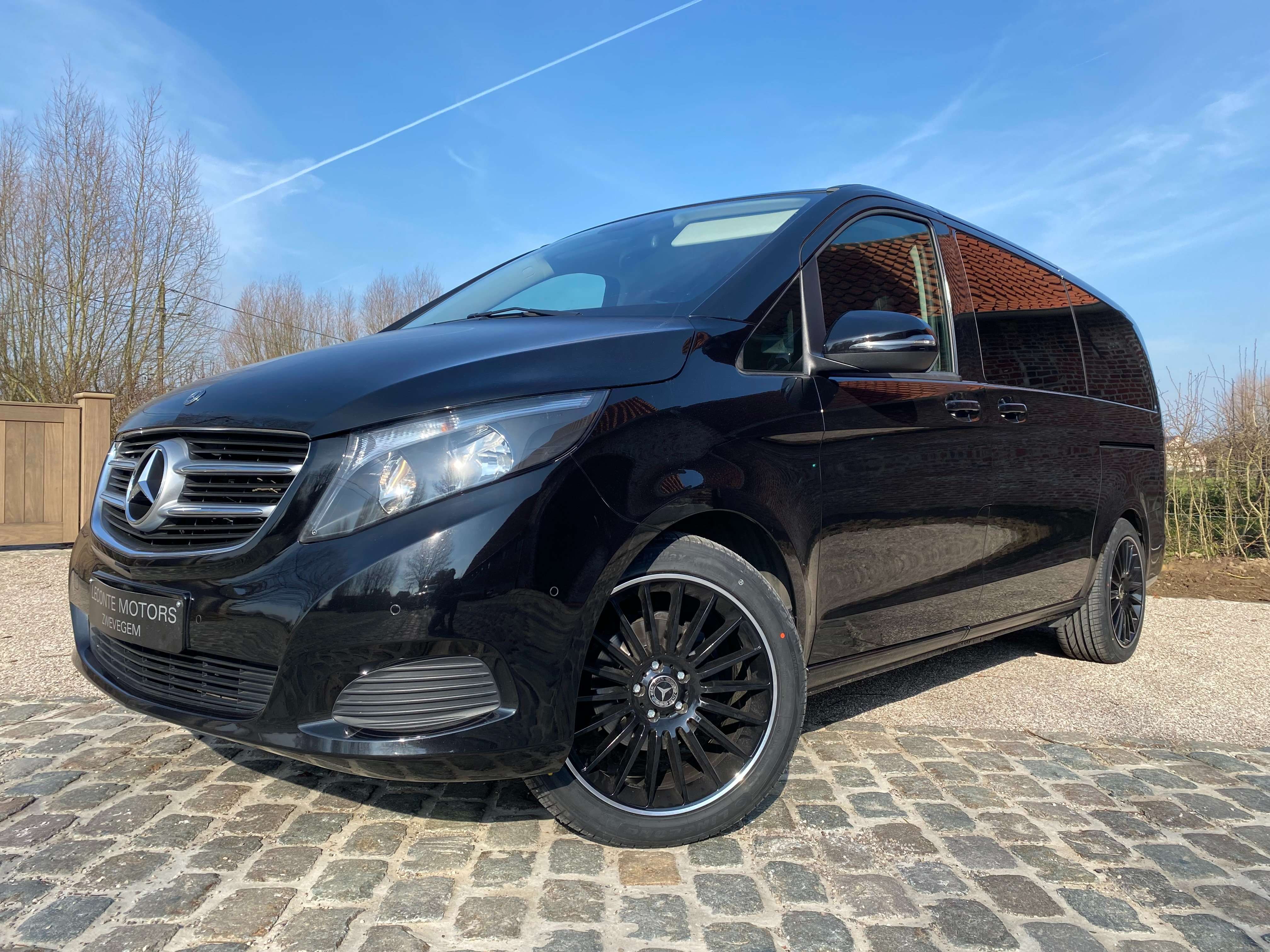 Leconte Motors -  Mercedes-Benz V 220