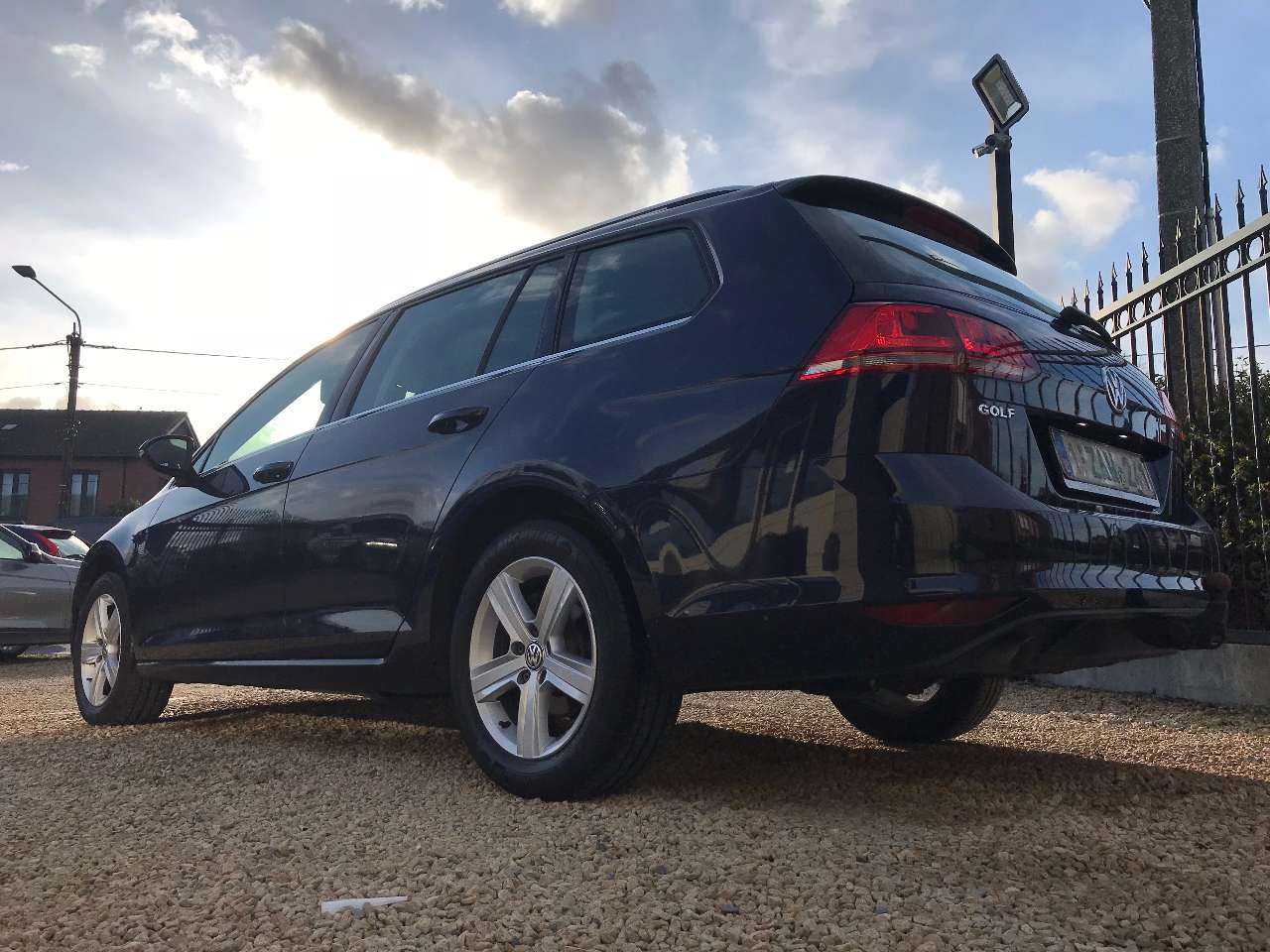 Leconte Motors -  Volkswagen Golf
