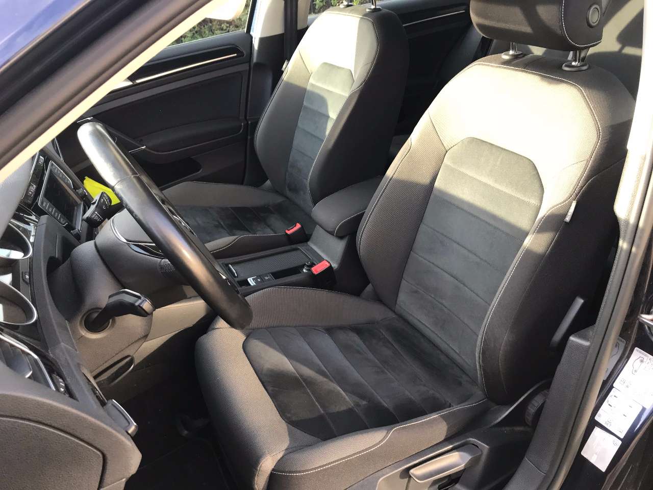 Leconte Motors -  Volkswagen Golf