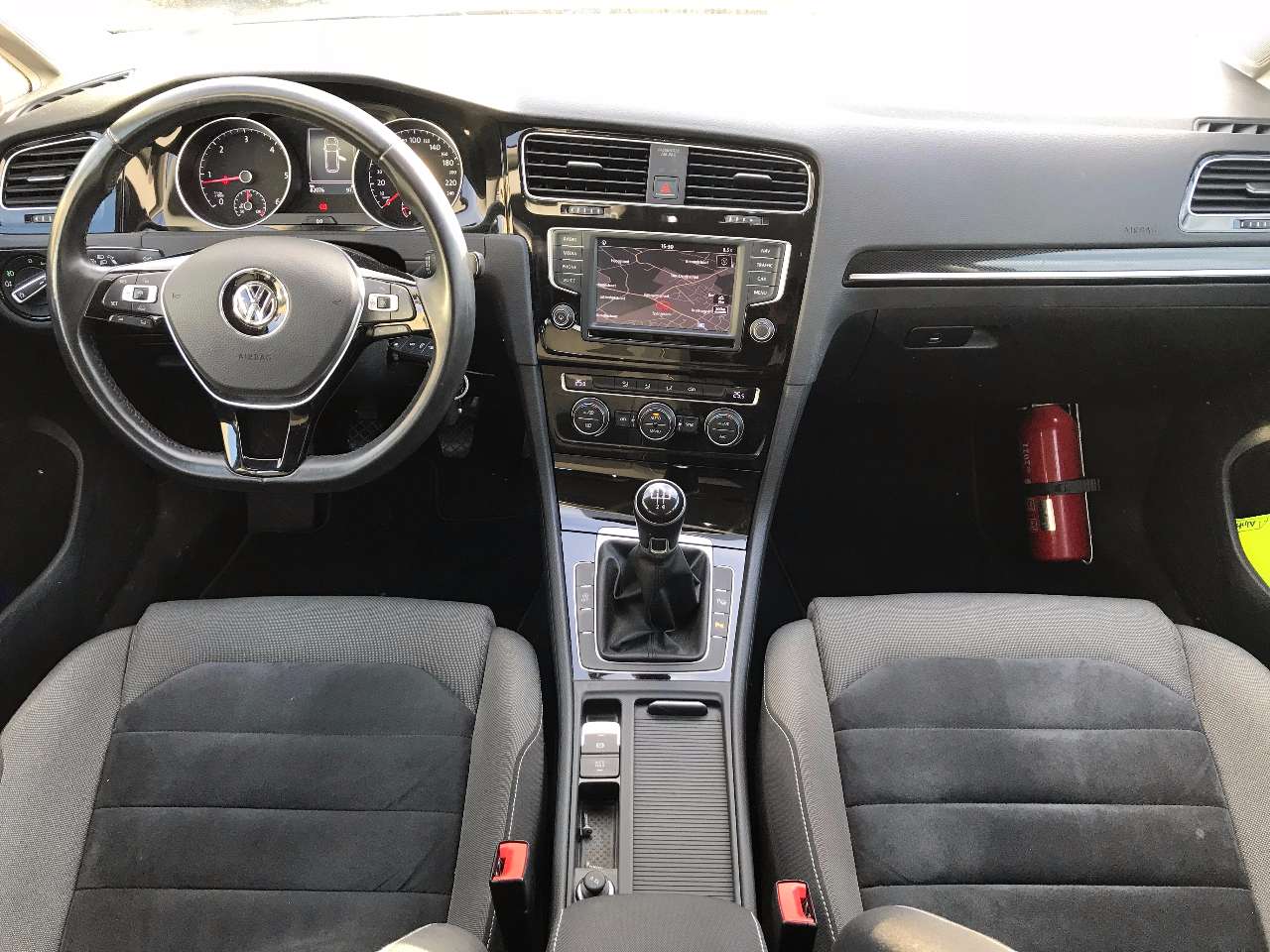 Leconte Motors -  Volkswagen Golf
