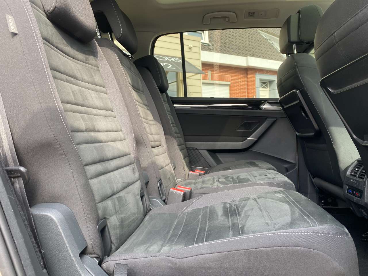 Leconte Motors -  Volkswagen Touran