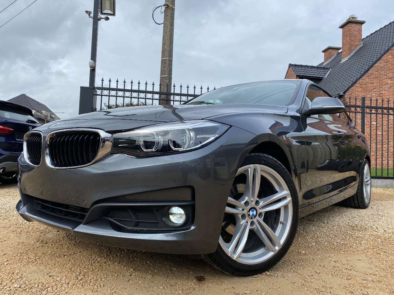 Leconte Motors -  BMW 318