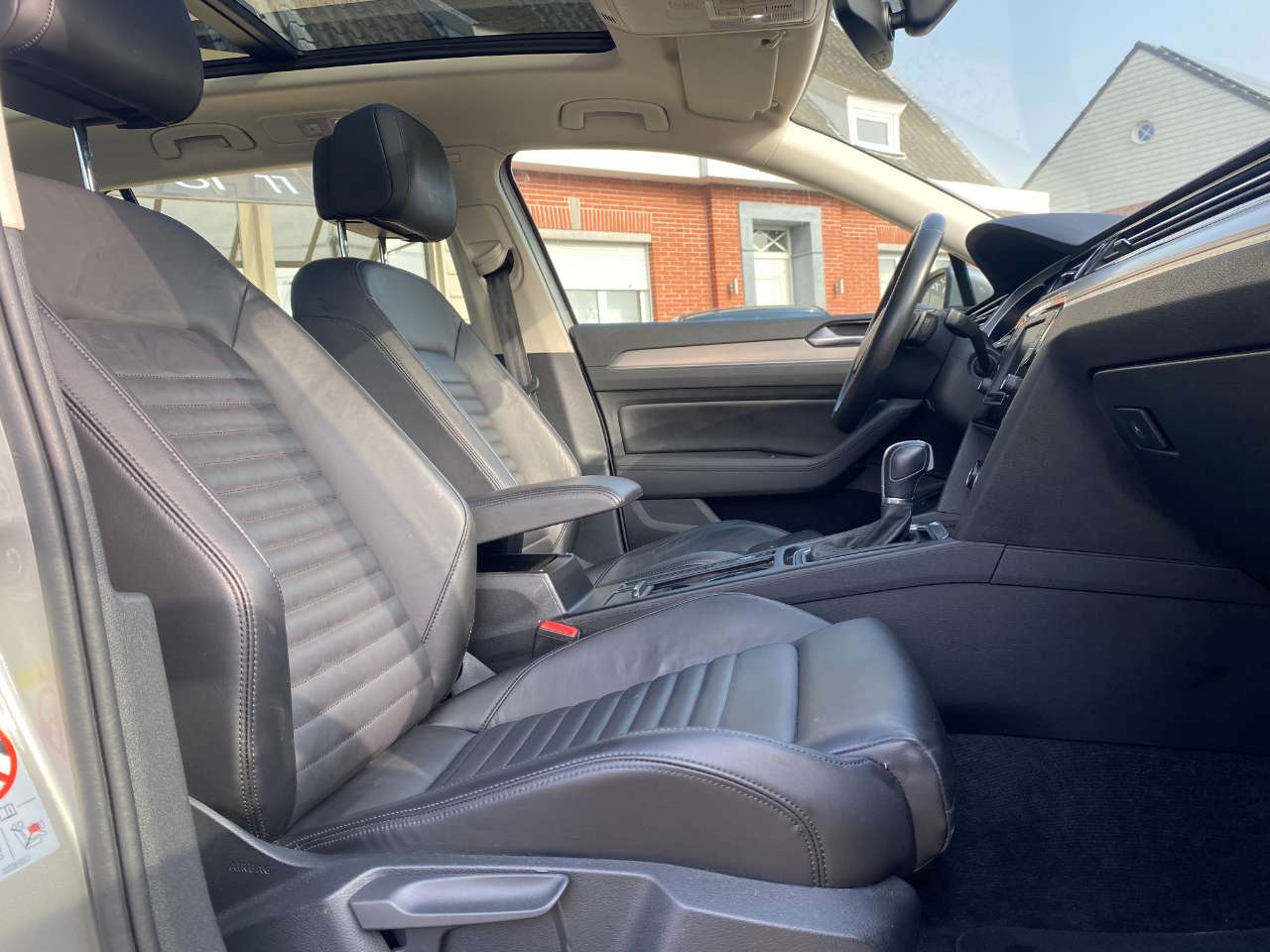 Leconte Motors -  Volkswagen Passat Variant