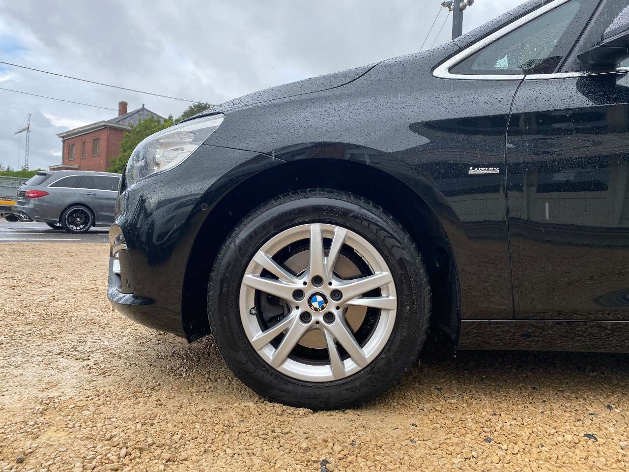 Leconte Motors -  BMW 216