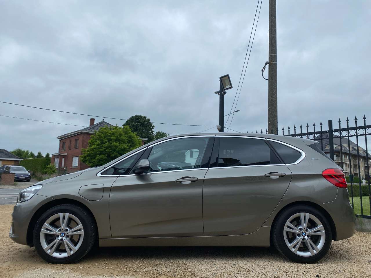 Leconte Motors -  BMW 225