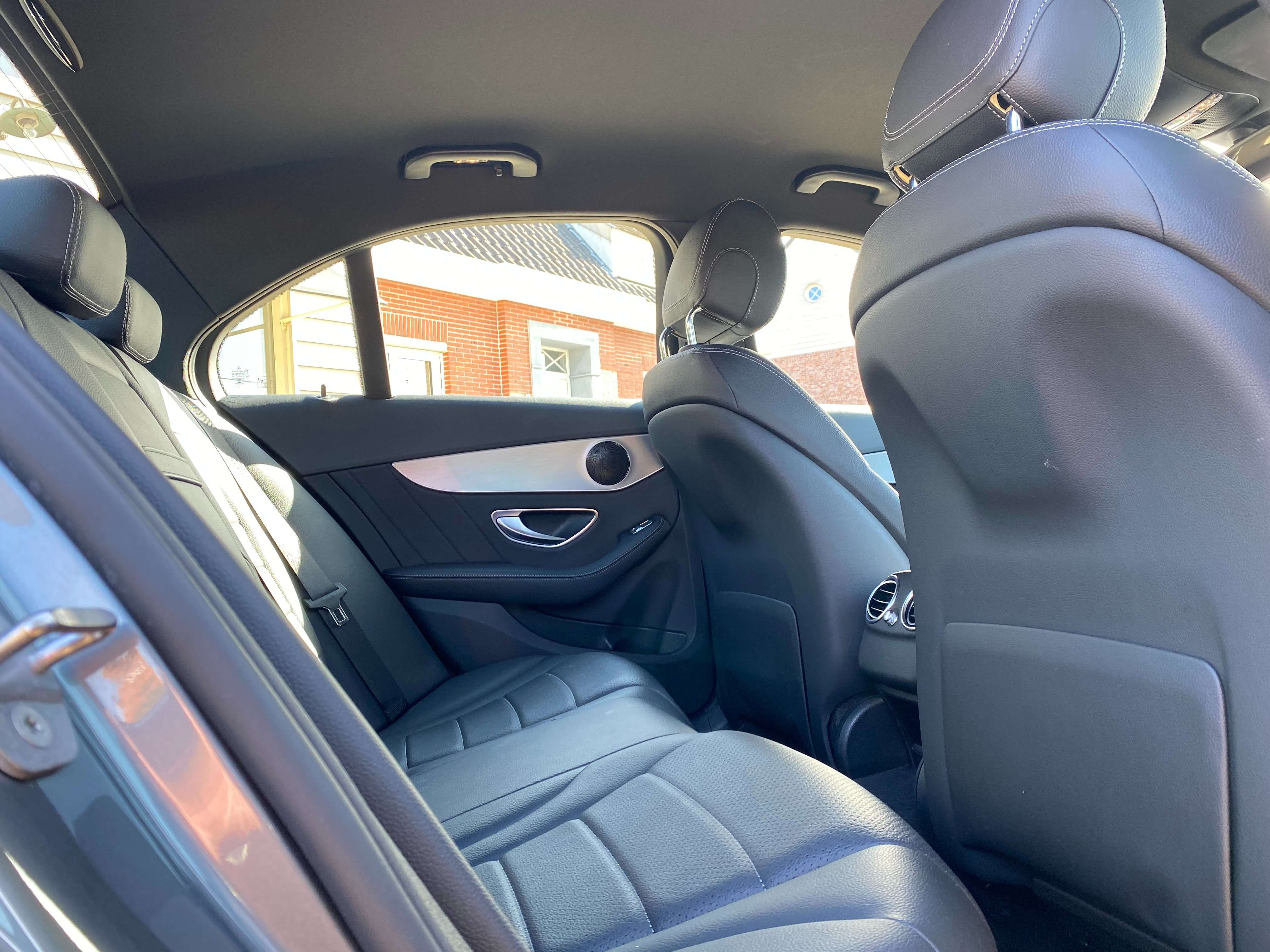 Leconte Motors -  Mercedes-Benz C 200