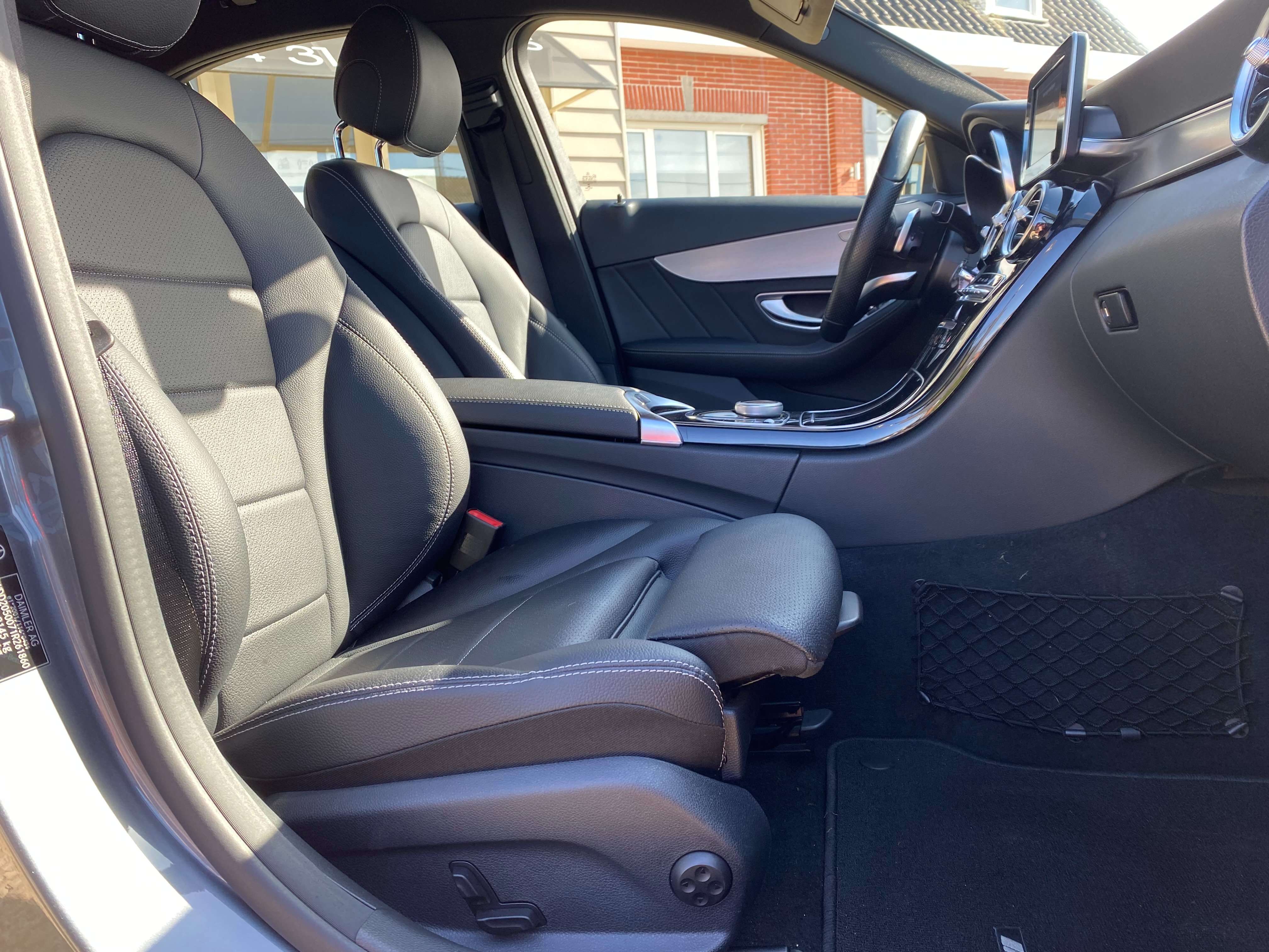 Leconte Motors -  Mercedes-Benz C 200