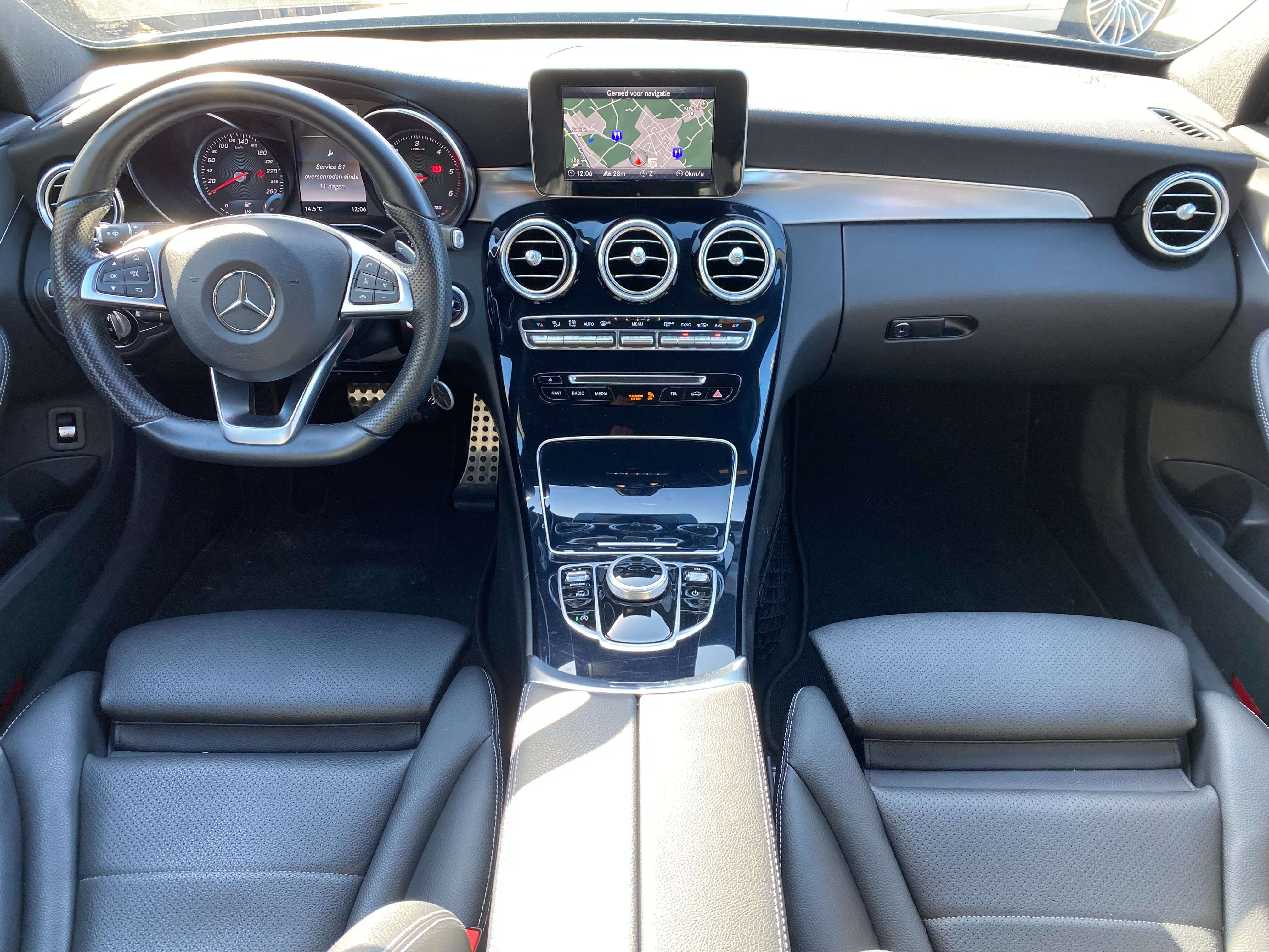 Leconte Motors -  Mercedes-Benz C 200