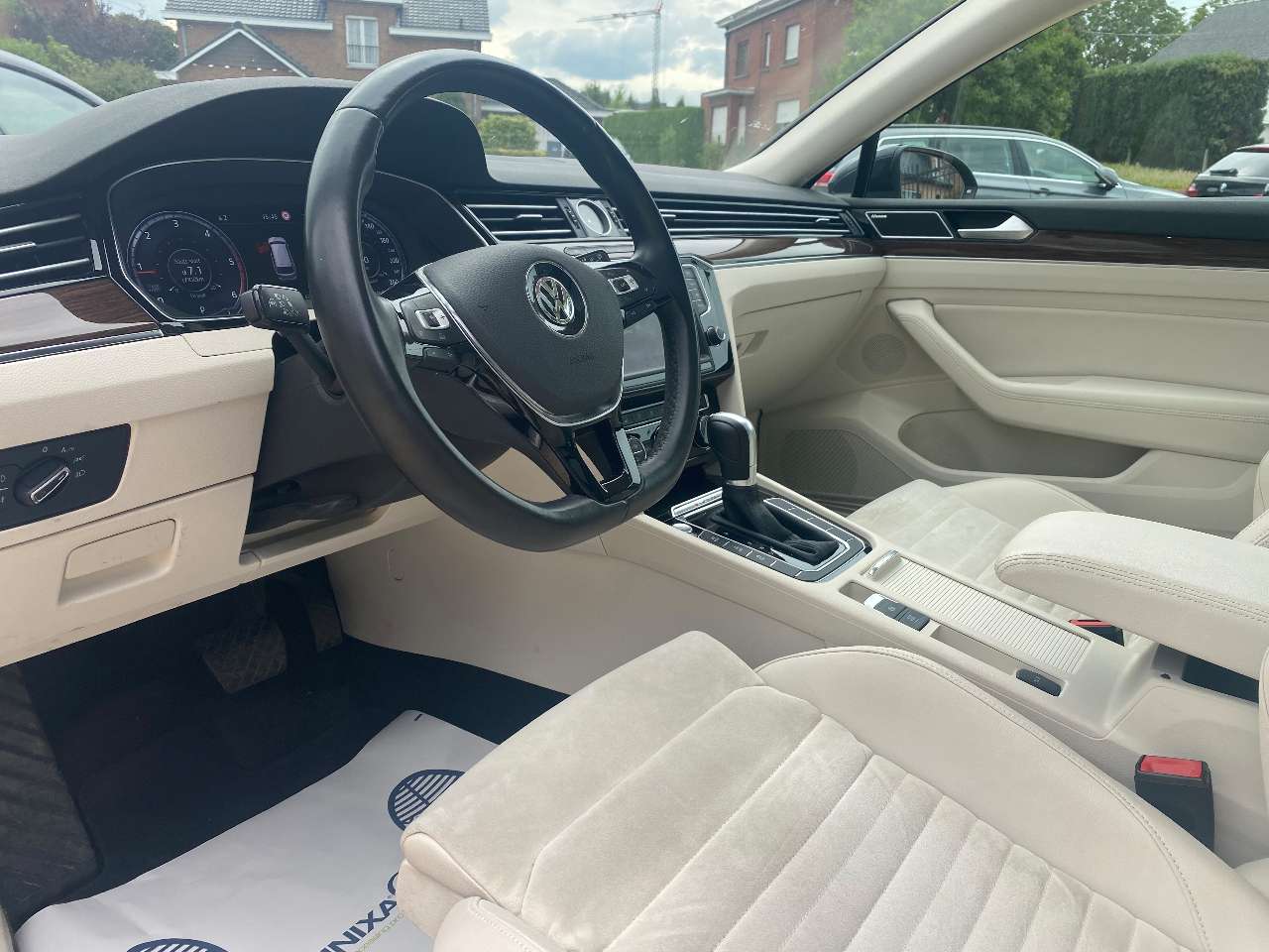 Leconte Motors -  Volkswagen Passat Variant