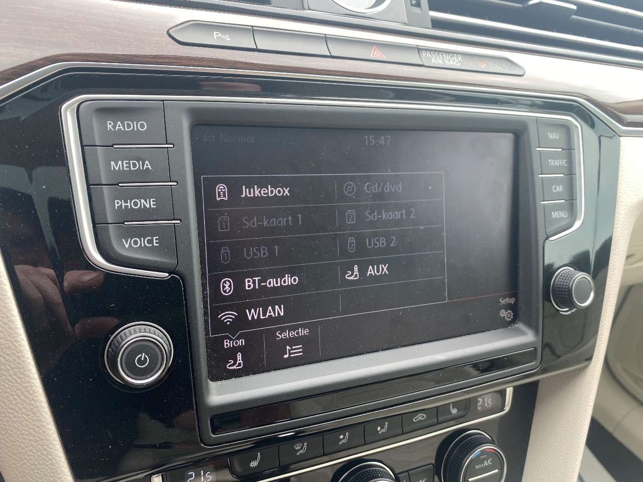 Leconte Motors -  Volkswagen Passat Variant
