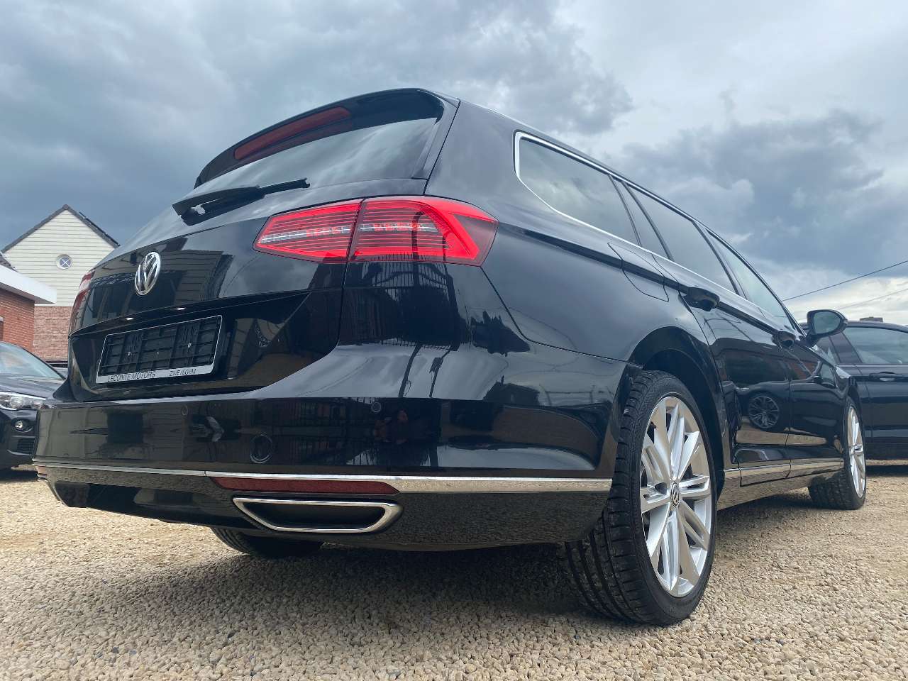 Leconte Motors -  Volkswagen Passat Variant