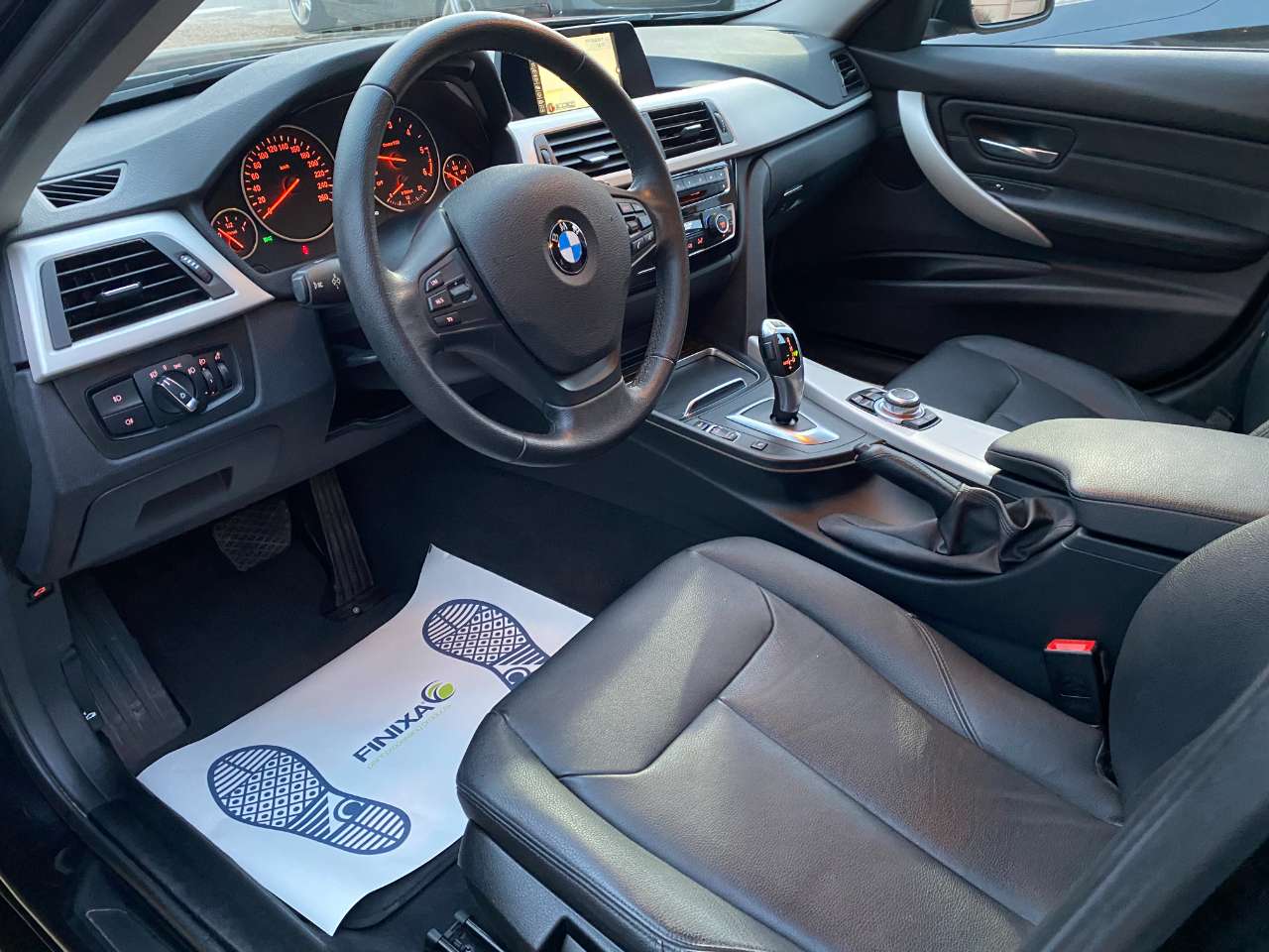 Leconte Motors -  BMW 320