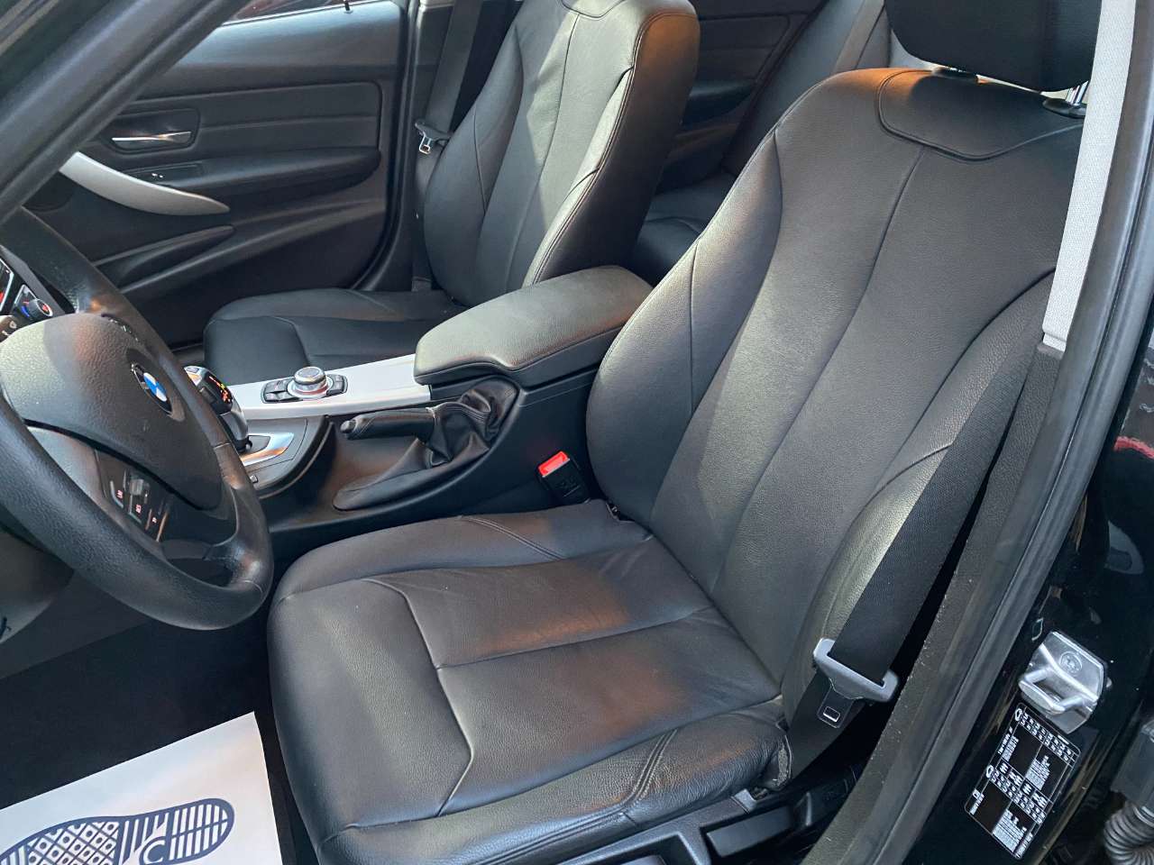 Leconte Motors -  BMW 320
