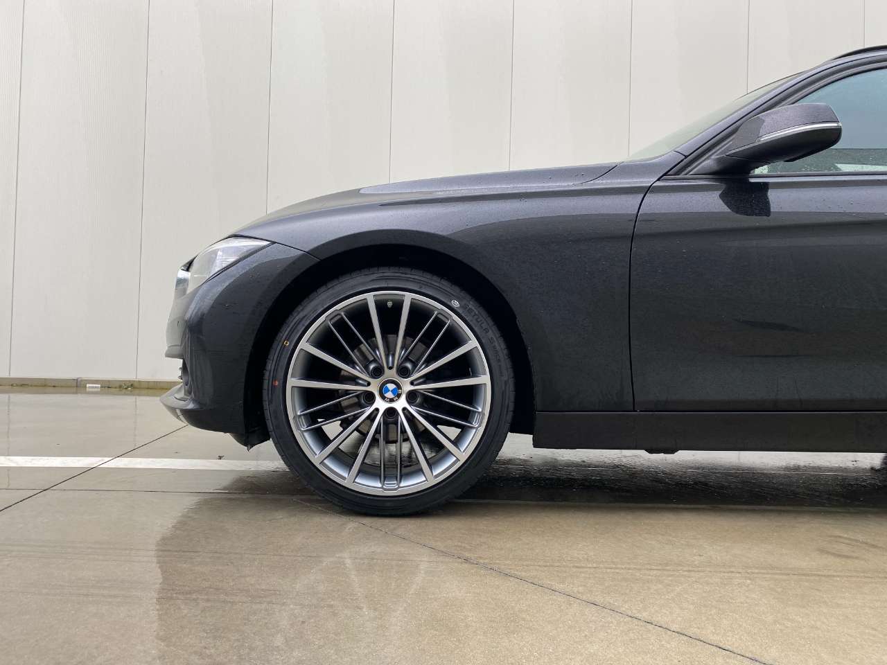 Leconte Motors -  BMW 320