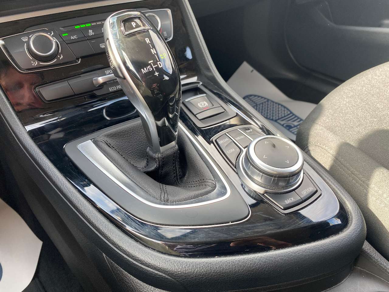 Leconte Motors -  BMW 218