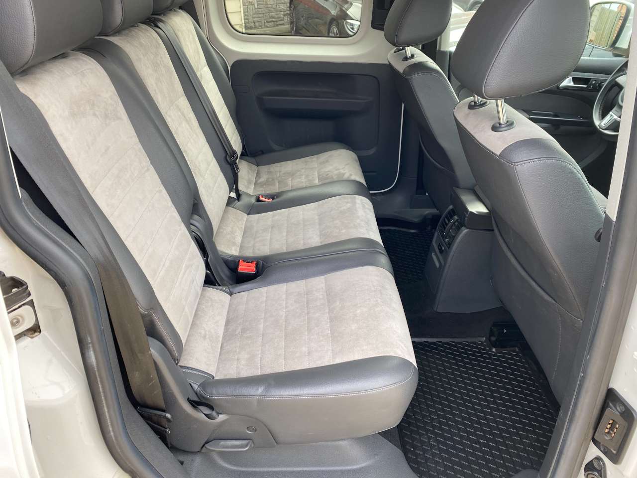 Leconte Motors -  Volkswagen Caddy