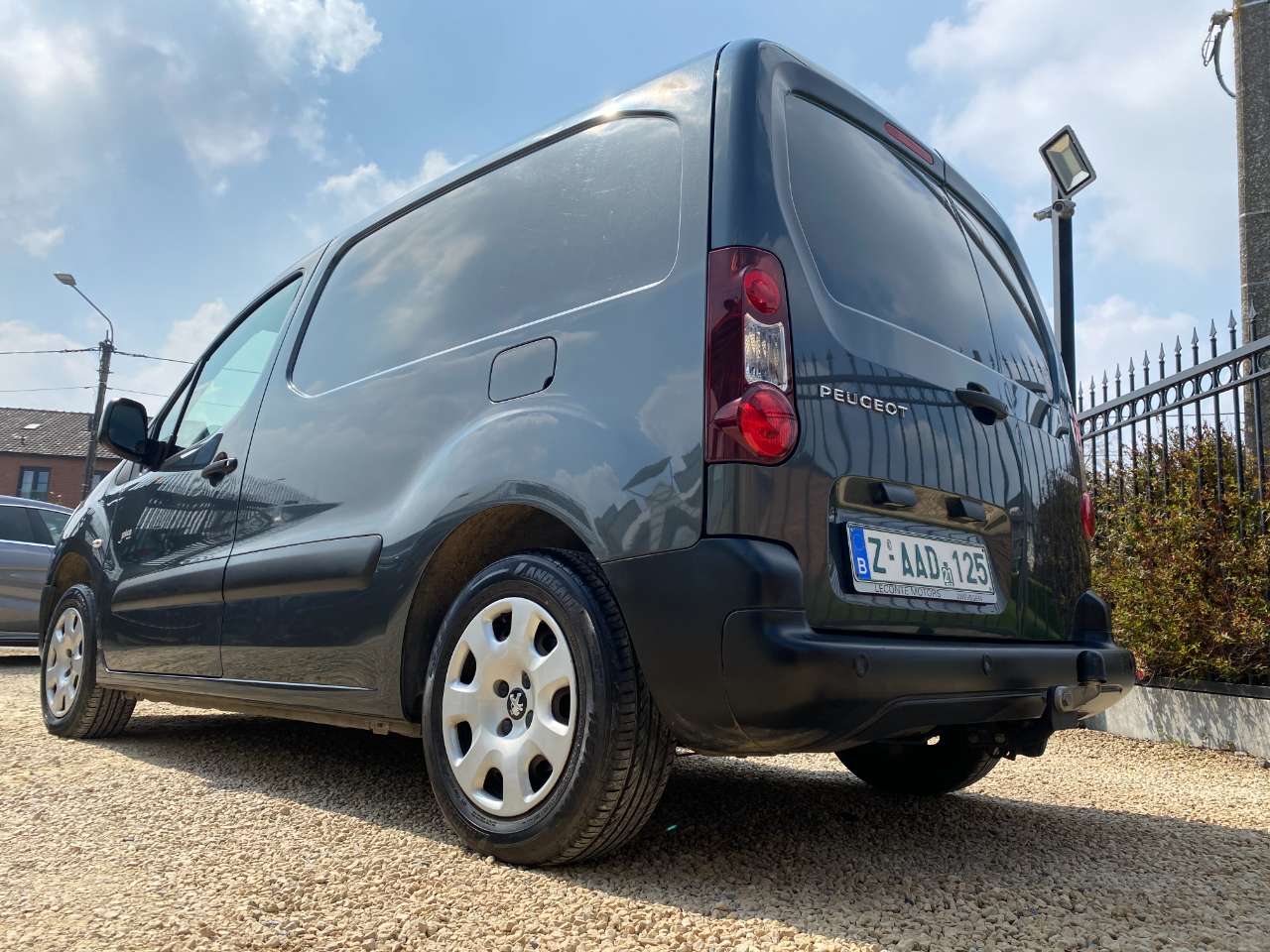 Leconte Motors -  Peugeot Partner
