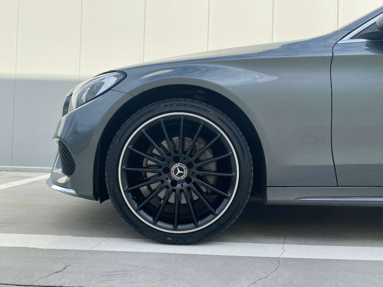 Leconte Motors -  Mercedes-Benz C 200