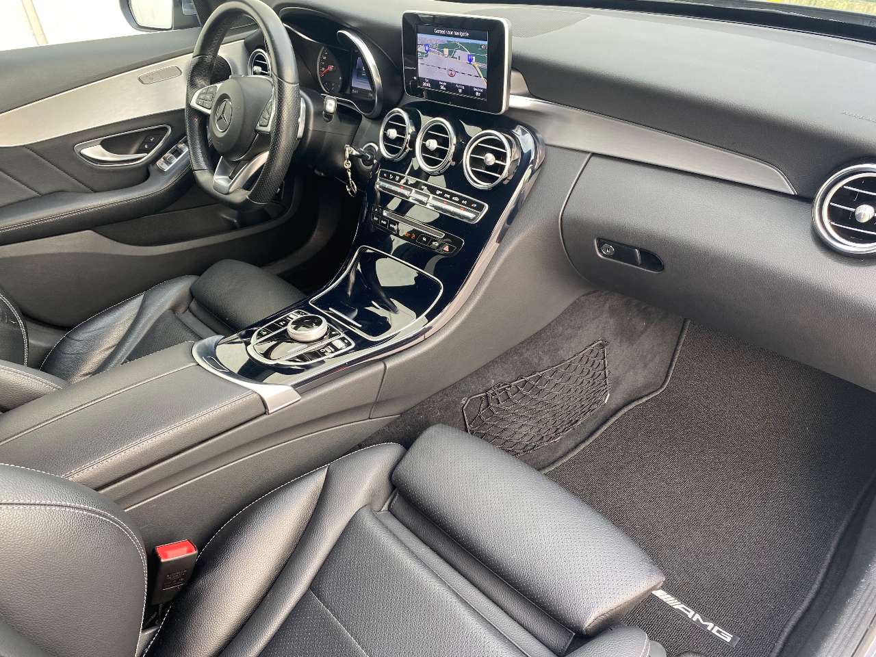 Leconte Motors -  Mercedes-Benz C 200