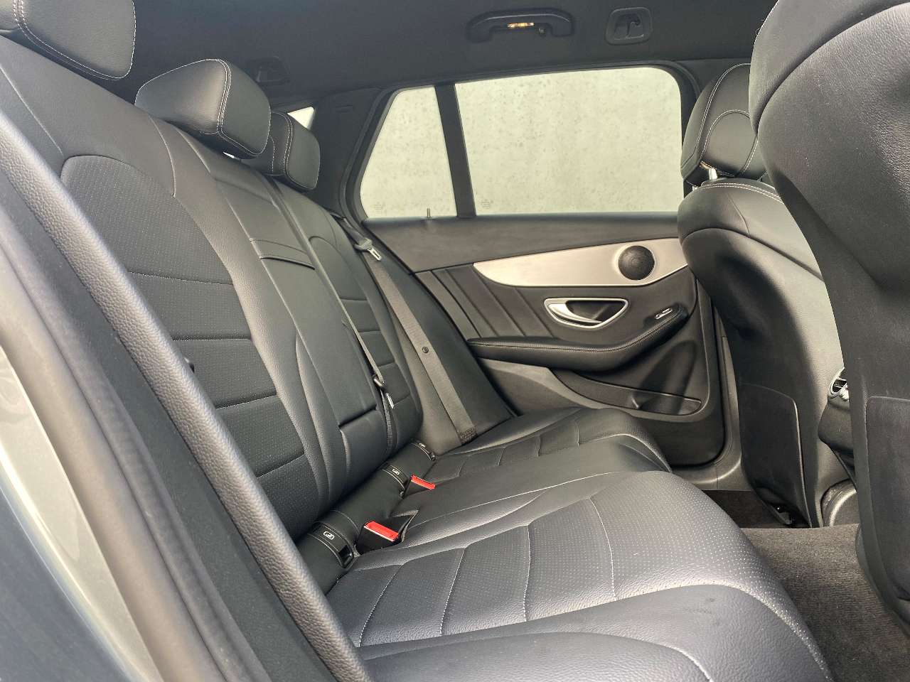 Leconte Motors -  Mercedes-Benz C 200
