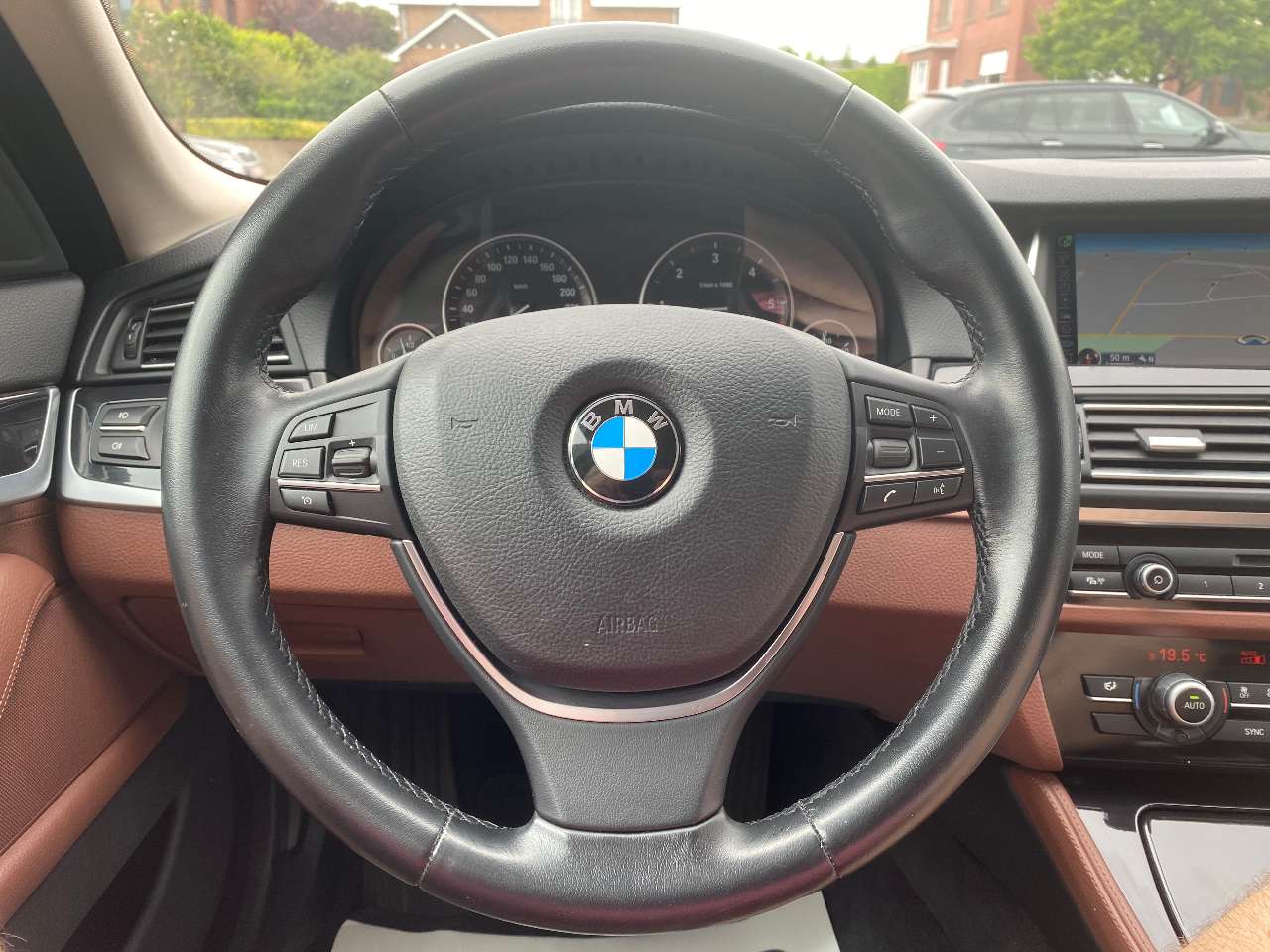 Leconte Motors -  BMW 520