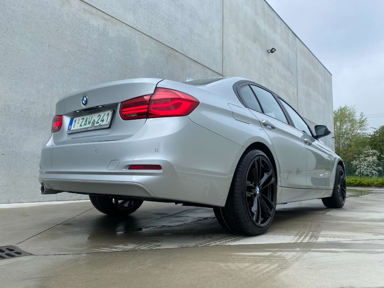 Leconte Motors -  BMW 316