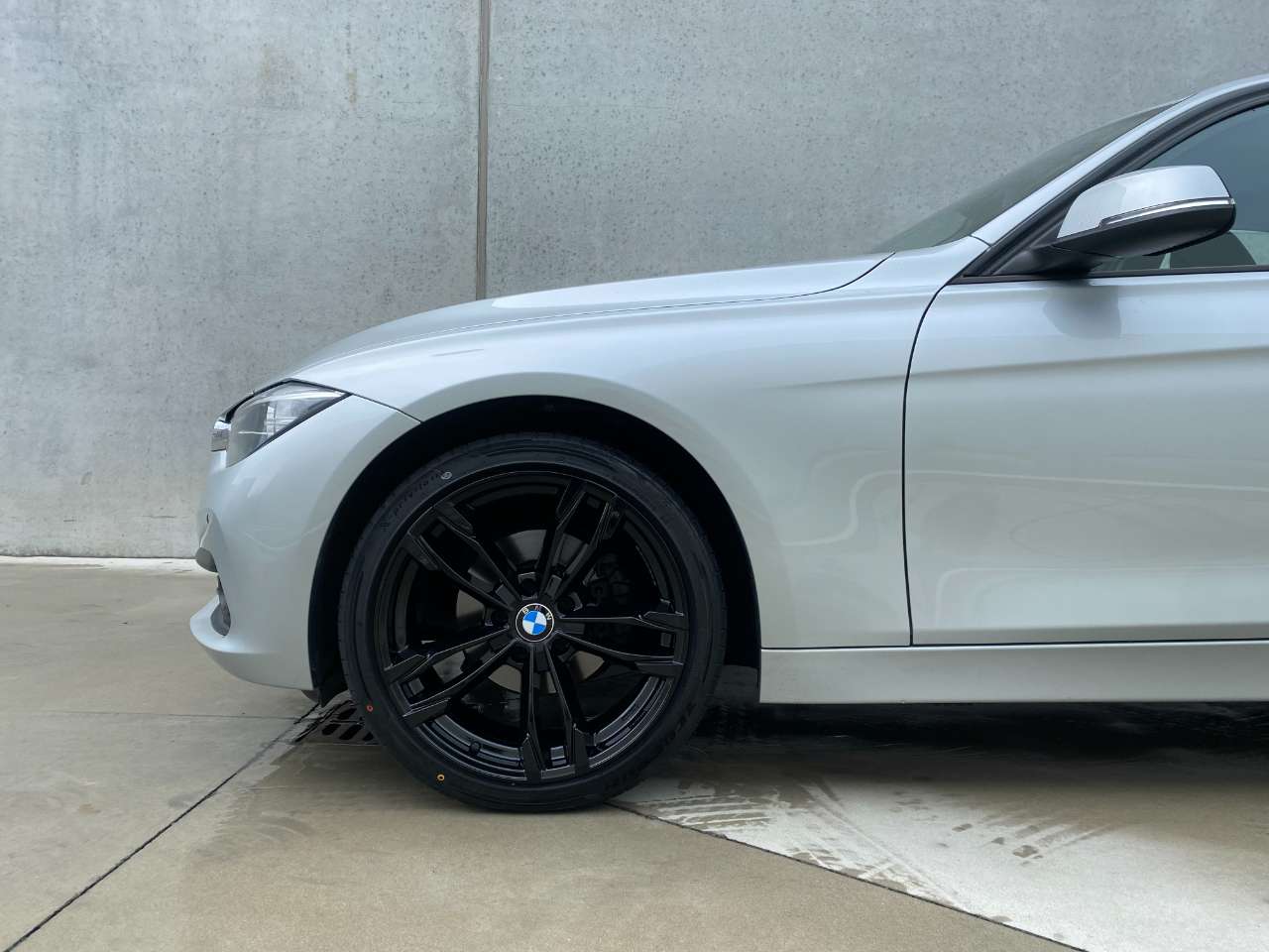 Leconte Motors -  BMW 316