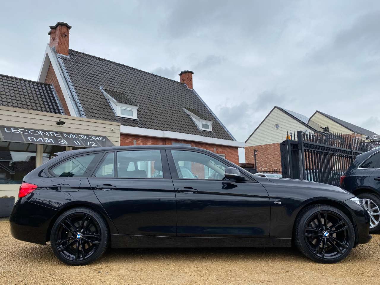 Leconte Motors -  BMW 330