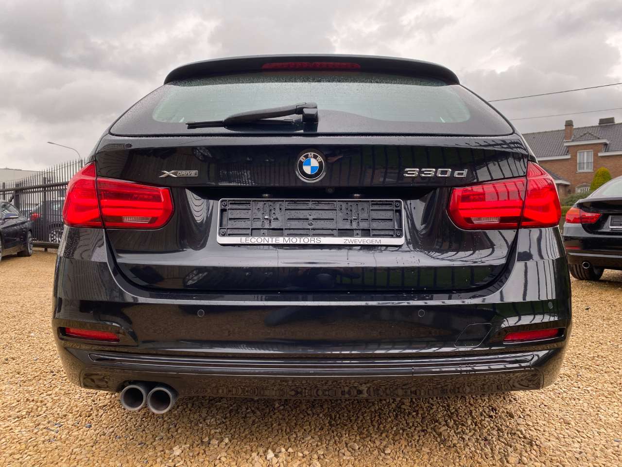 Leconte Motors -  BMW 330