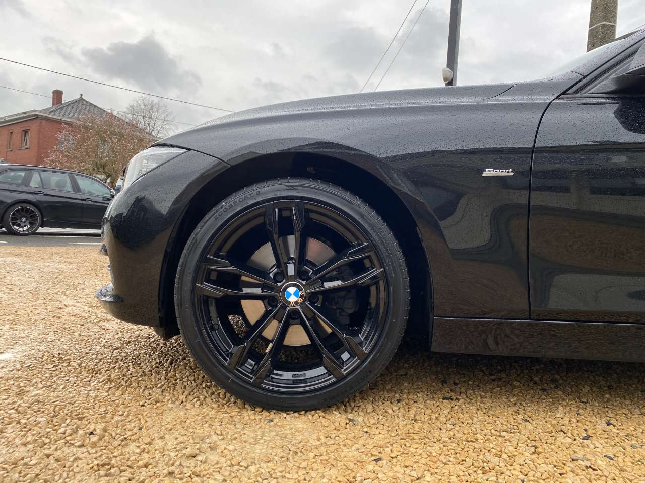Leconte Motors -  BMW 330