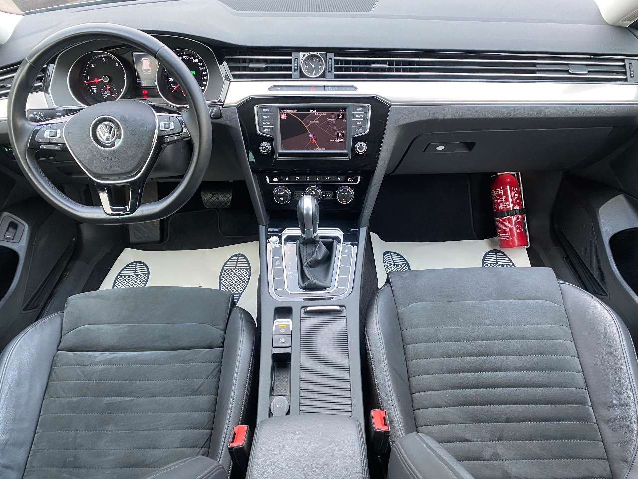 Leconte Motors -  Volkswagen Passat Variant