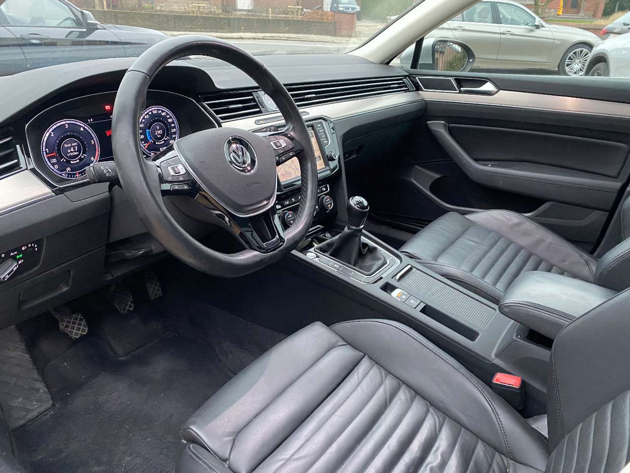 Leconte Motors -  Volkswagen Passat Variant
