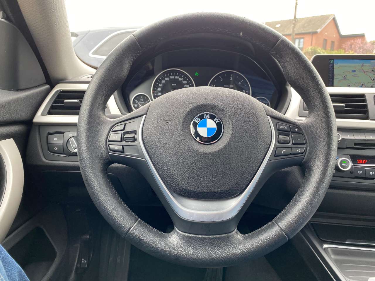 Leconte Motors -  BMW 418