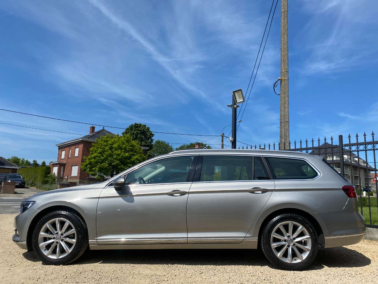 Leconte Motors -  Volkswagen Passat Variant