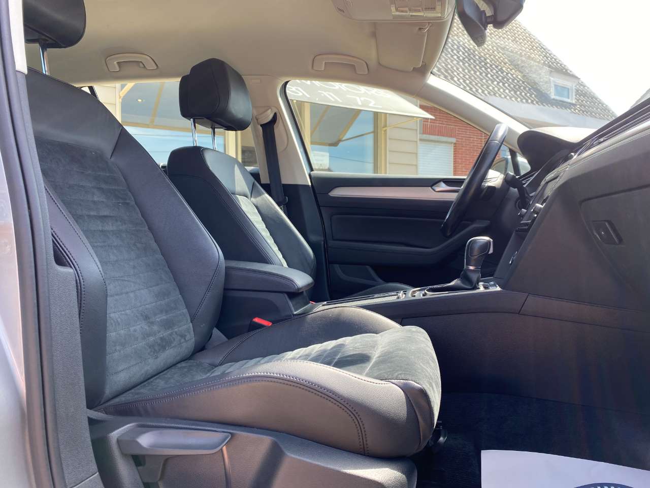 Leconte Motors -  Volkswagen Passat Variant