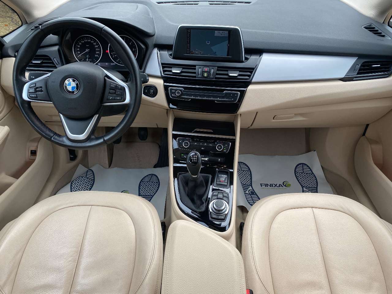 Leconte Motors -  BMW 216