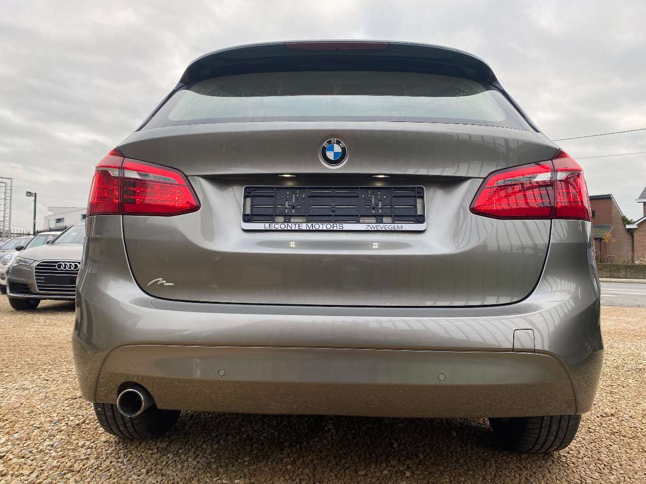Leconte Motors -  BMW 216