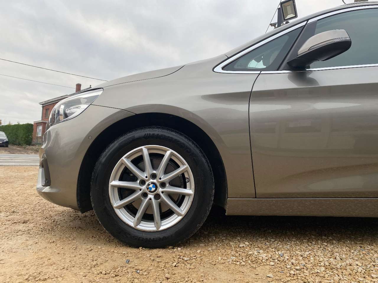 Leconte Motors -  BMW 216