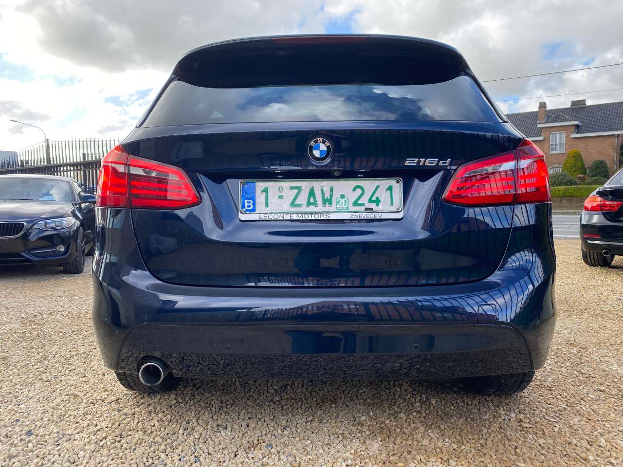 Leconte Motors -  BMW 216