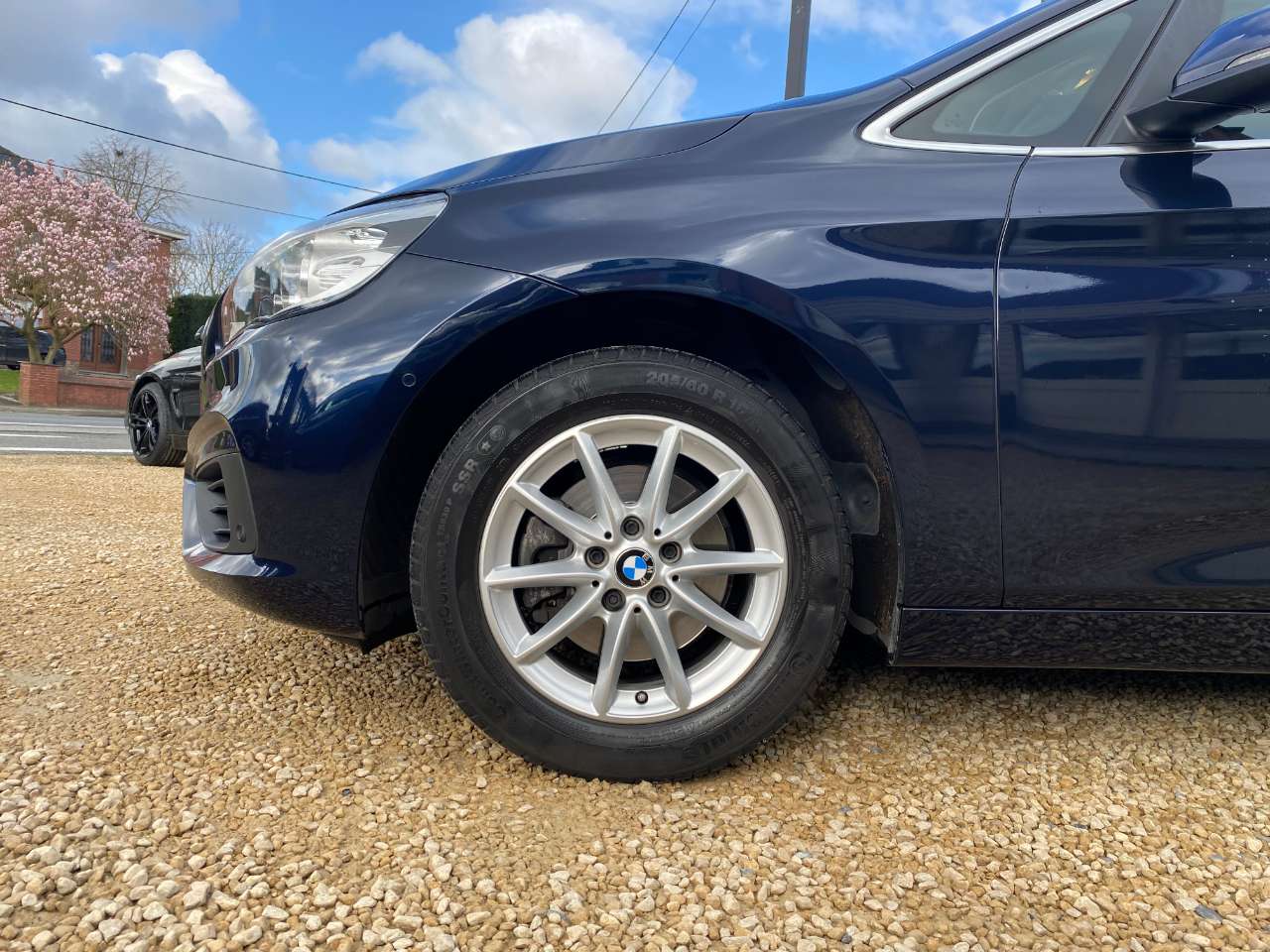 Leconte Motors -  BMW 216