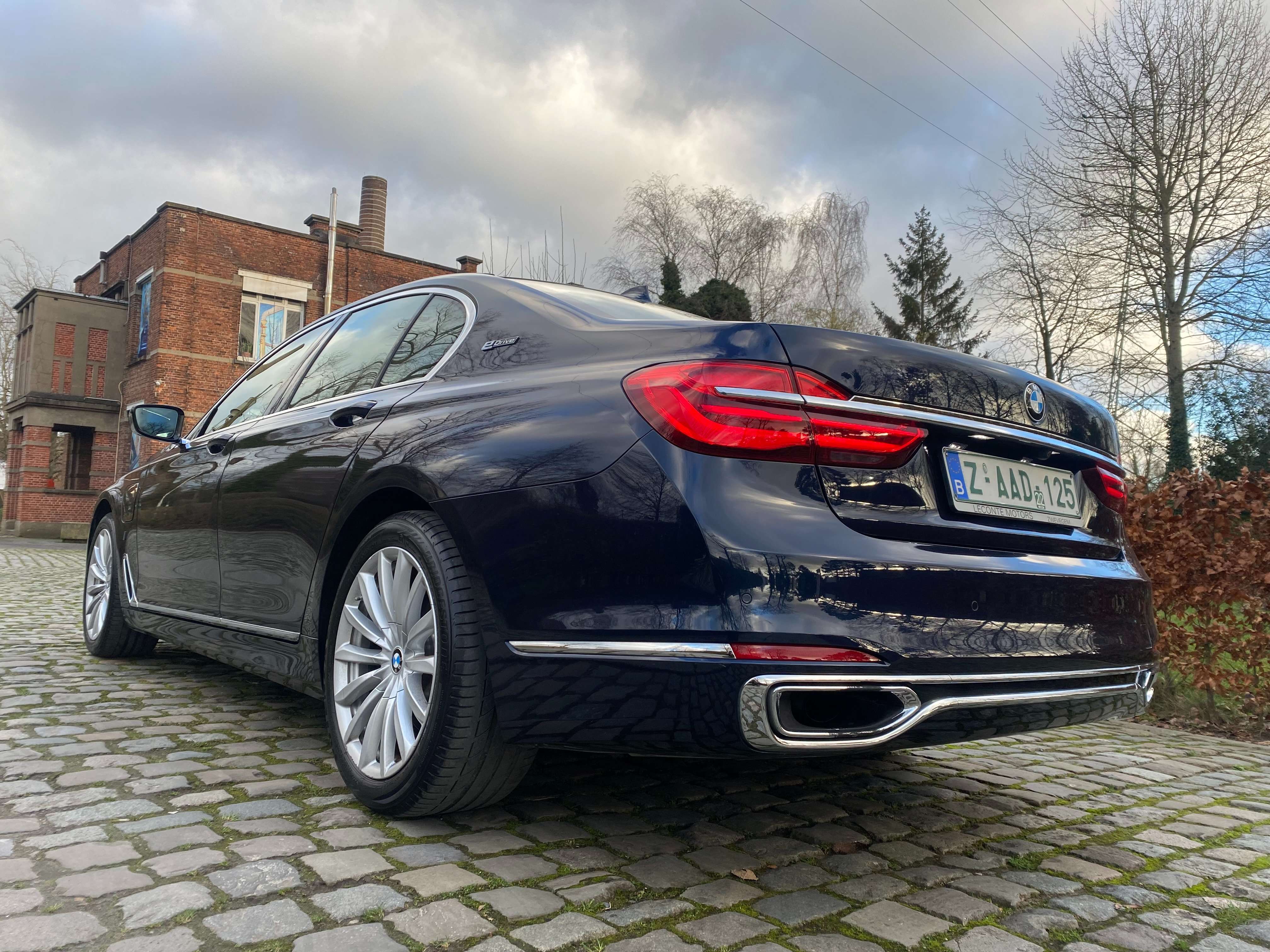 Leconte Motors -  BMW 740
