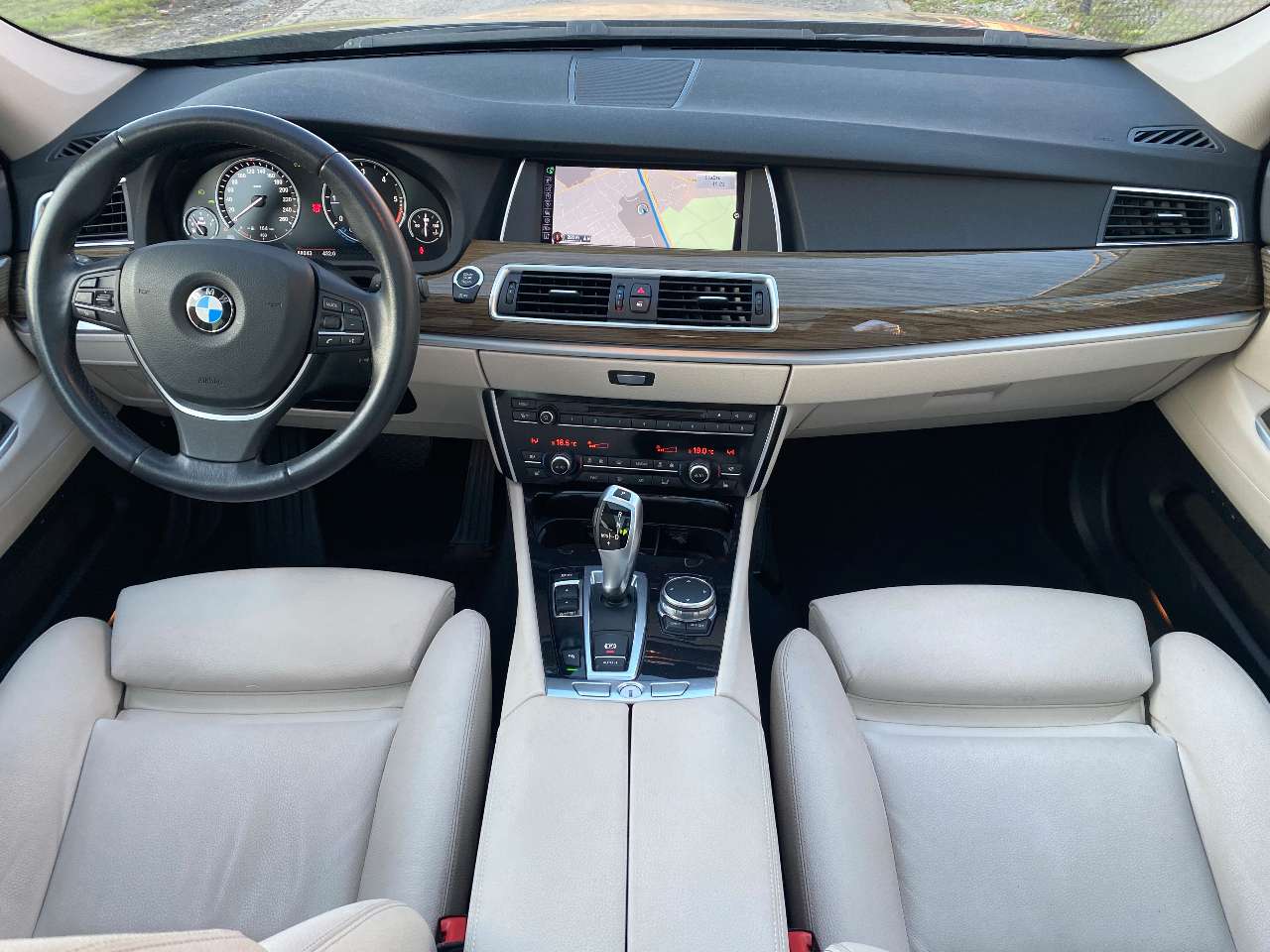 Leconte Motors -  BMW 520
